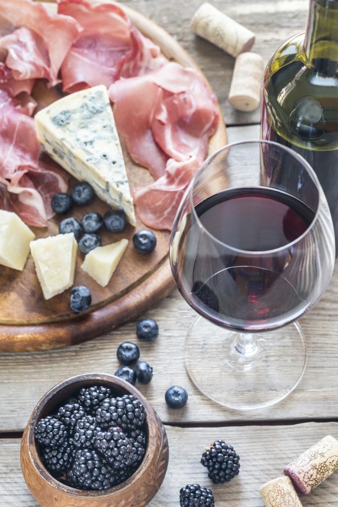 ¿Es beneficioso para la salud el vino de arándanos?